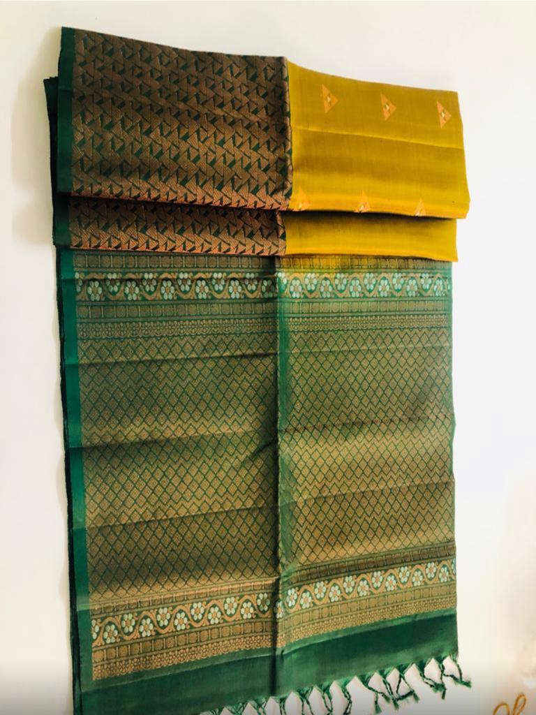 Golden Yellow Color with Bottle Green Pallu (Turning) (STM/3296)