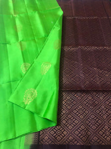 Parrot Green with Coffee Brown Pallu (STM/3200)