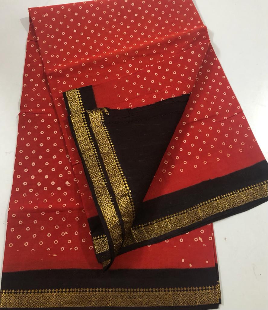 Maroon Red with White Butta with Black pallu (SUN/2003)